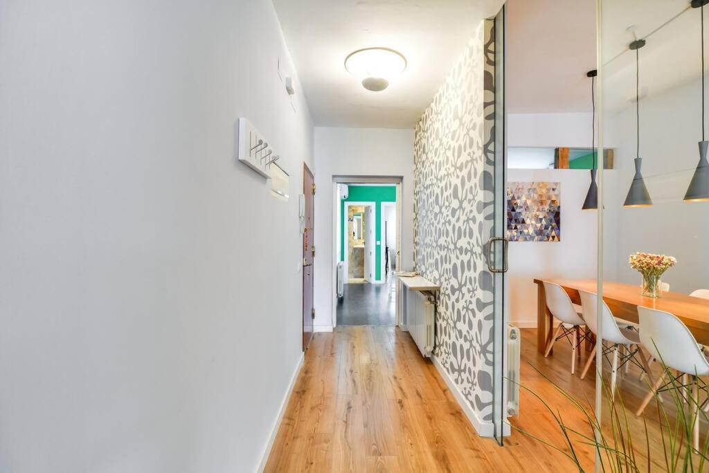 Big Stylish And Modern Apartment In Madrid Centre Bagian luar foto